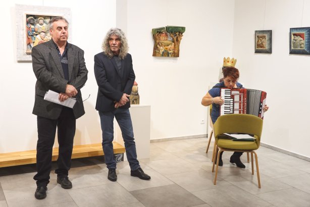 Výstava K. Táborský, dřevořezba a  Miroslav Gregor, obrazy